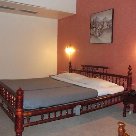 Hotel Bluehill Bhavnagar Eksteriør billede