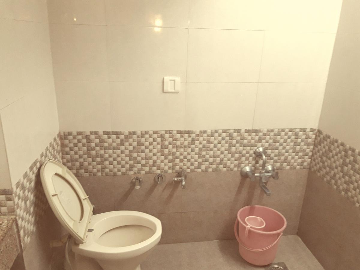 Hotel Bluehill Bhavnagar Eksteriør billede